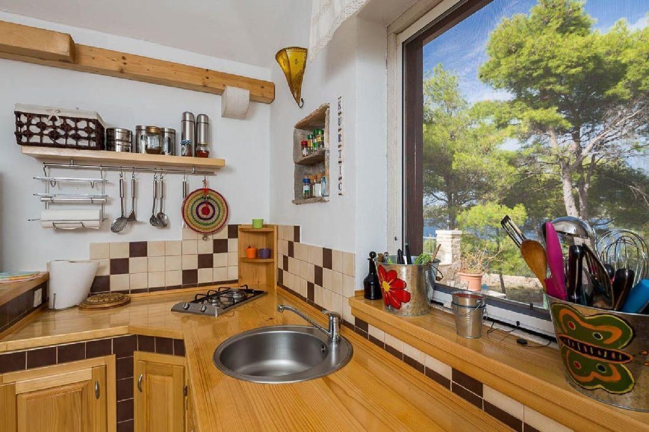Villa House Vesna Kupinova à Milna  Extérieur photo